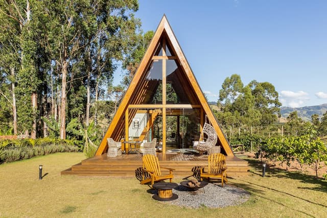 Bacon ipsum dolor amet ball tip meatball swine filet mignon, shankle turkey tail rump biltong jerky kevin salami.