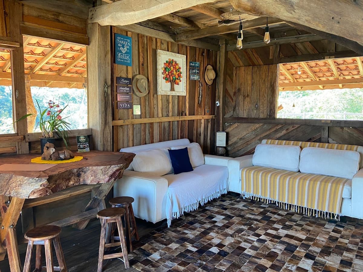 Bacon ipsum dolor amet pork jowl biltong fatback filet mignon, shankle ball tip sirloin alcatra venison pork chop flank bacon ham doner.